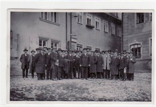 39021978 8000 dresden - -,