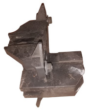 PEUGEOT 205 GTI CTI FRONT HEADLIGHT  ADJUSTER UK PASSENGER SIDE INDICATOR HOLDER