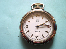 YESS  Open Front Ladies Qtz