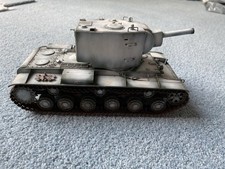 BUILT MODEL KIT- RUSSIAN KV-2 HEAVY TANK ( 1/35 SCALE).  METAL TRACKS.