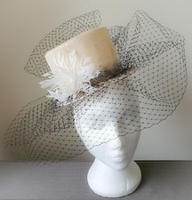 Exquisite Ilda di-Vico Millinery Fascinator / Mini Top Hat with Veil  