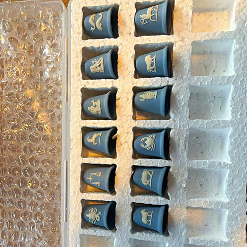 Wedgwood blue white - blue, &