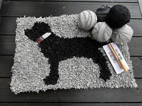 Make rag rug kit - kit, labrador
