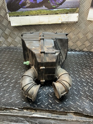 Triumph sprint st955i airbox - triumph,