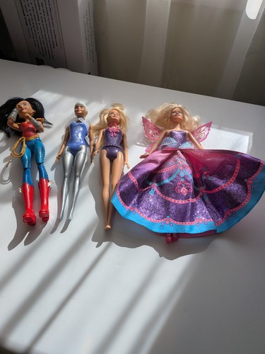Barbie dolls bundle - barbie,