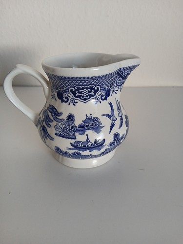 Churchill willow pattern - churchill,