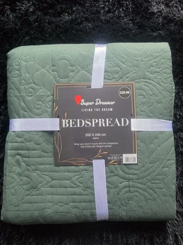 Beautiful cosy dark green - dark,