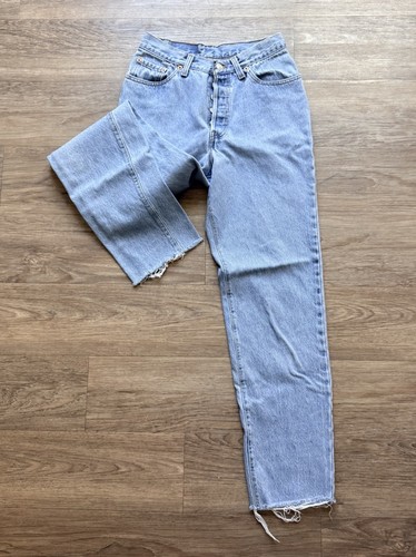 Vintage 90s levi 501 - vintage, women