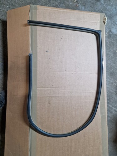 Weatherstrip seal left front - left,