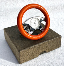Stylish small desk - clock, in