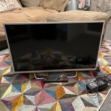 Sony Bravia KDL-32W706B 32"