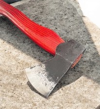 Handforged Hatchet kindling