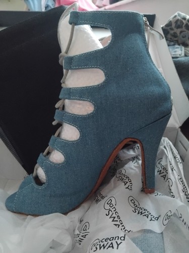 Denim uk 3 - u.s, 3.5
