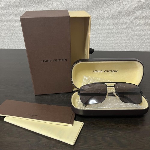Louis vuitton attitude pilot - louis,