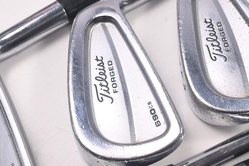 Titleist 690cb irons pw - /, /