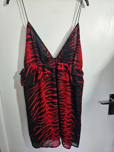 Red and black - black, pretty