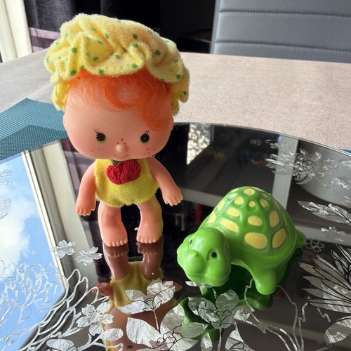 Vintage strawberry shortcake - vintage,