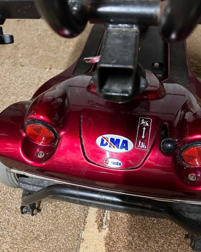Dma wheeled electric scooter - 3-wheeled,