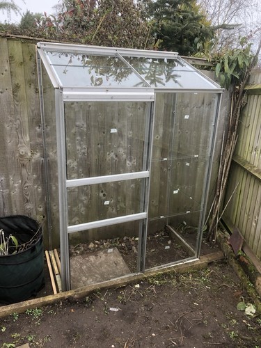 Small lean greenhouse - small,