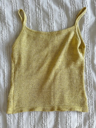 Gold yellow vest - /,