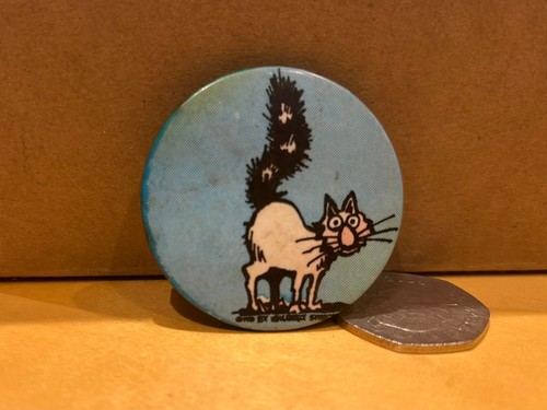 Fat freddies cat badge - fat,
