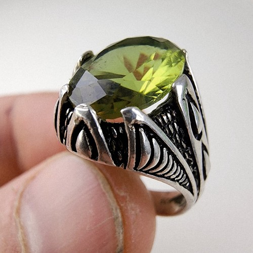 4ct zultanite color changing - 4ct,