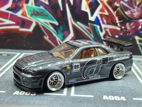 Hot wheels nissan r34 - hot,