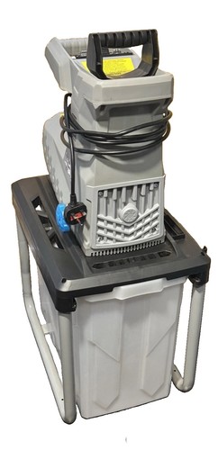 Titan 2800w garden shredder - garden,
