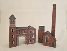 PO284 00/H0 Scale Boilerhouse & Factory Entrance Cardboard Kit - Assembled Model