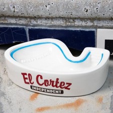 INDEPENDENT TRUCKS CO' - El Cortez / Pool Ash Tray / Ceramic / Skateboard Pool