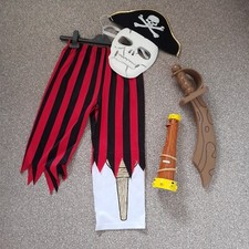 Childs Pirate Dressing Up Outfit Size 5-6 Years