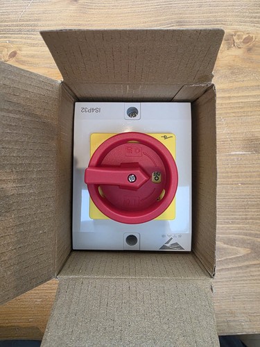 Stag 32a rotary isolator - rotary,