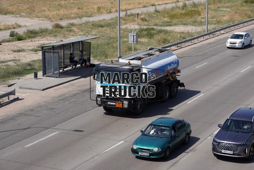 Truck photo iveco tanker - iveco,