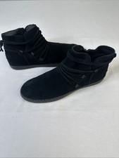 UGG Rianne Suede Ankle Boots