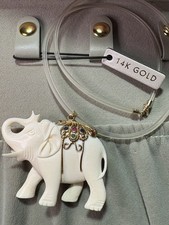 14k Yellow Gold Carved