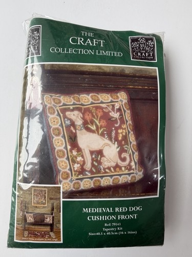 Medieval red dog tapestry - red, kit