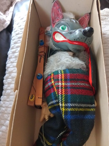 Pelham vintage puppet wolf - vintage,
