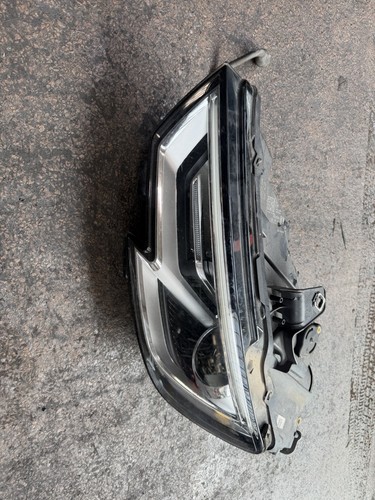 Audi passenger side left - passenger,