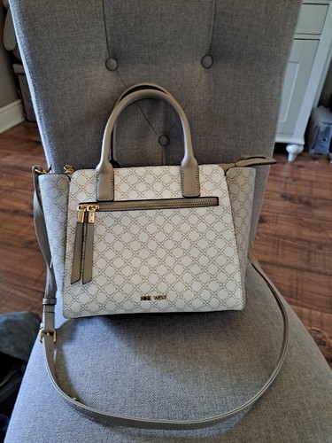 Nine west cream and - cream,