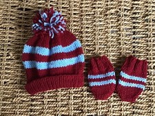 Brand new hand knitted west - new,
