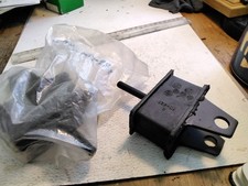 Engine Mount Inner  x 2 T25