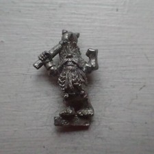 Citadel Warhammer Marauder MM16 Dwarf Troll Slayer A