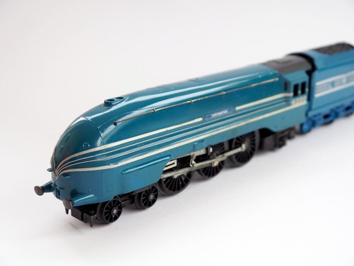 Coronation streamlined - ,