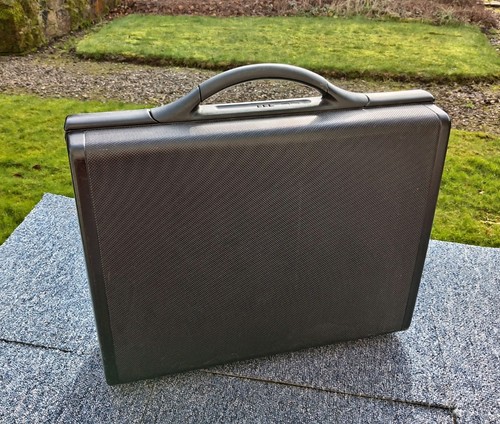 Samsonite hard shell - samsonite,