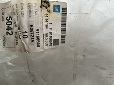 VAUXHALL VIVARO  BLACK HUB CAP