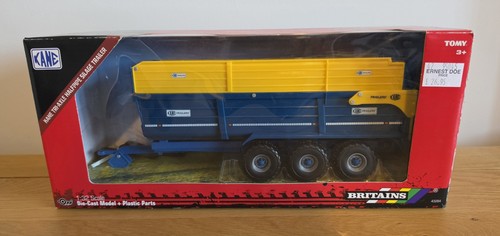 Britains scale kane tri - britains,