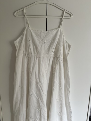 White floral summer dress size - white,