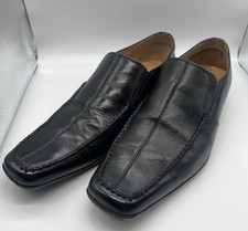 Red Herring Black Slip On