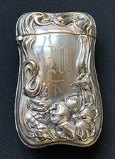 BEAUTIFUL - Antique Ornate