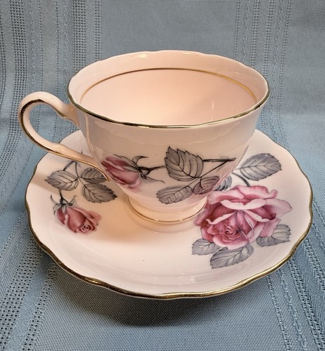 Colclough teacup saucer pink - teacup,